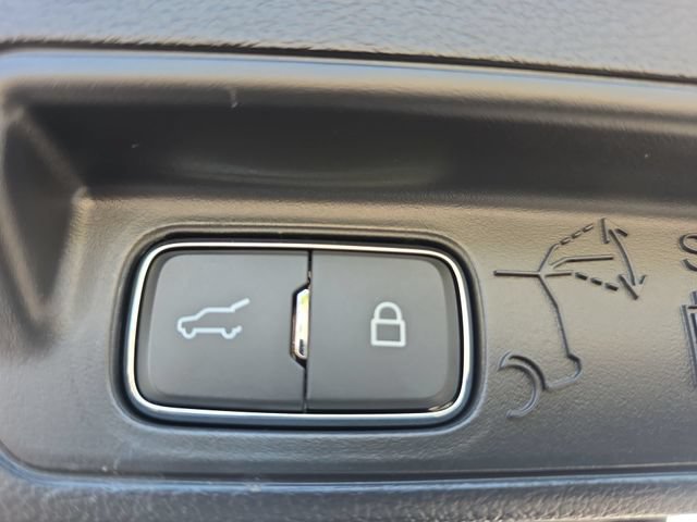 Used 2025 Ford Explorer ST w/ Sun And Sound Package AWD/4WD image 15