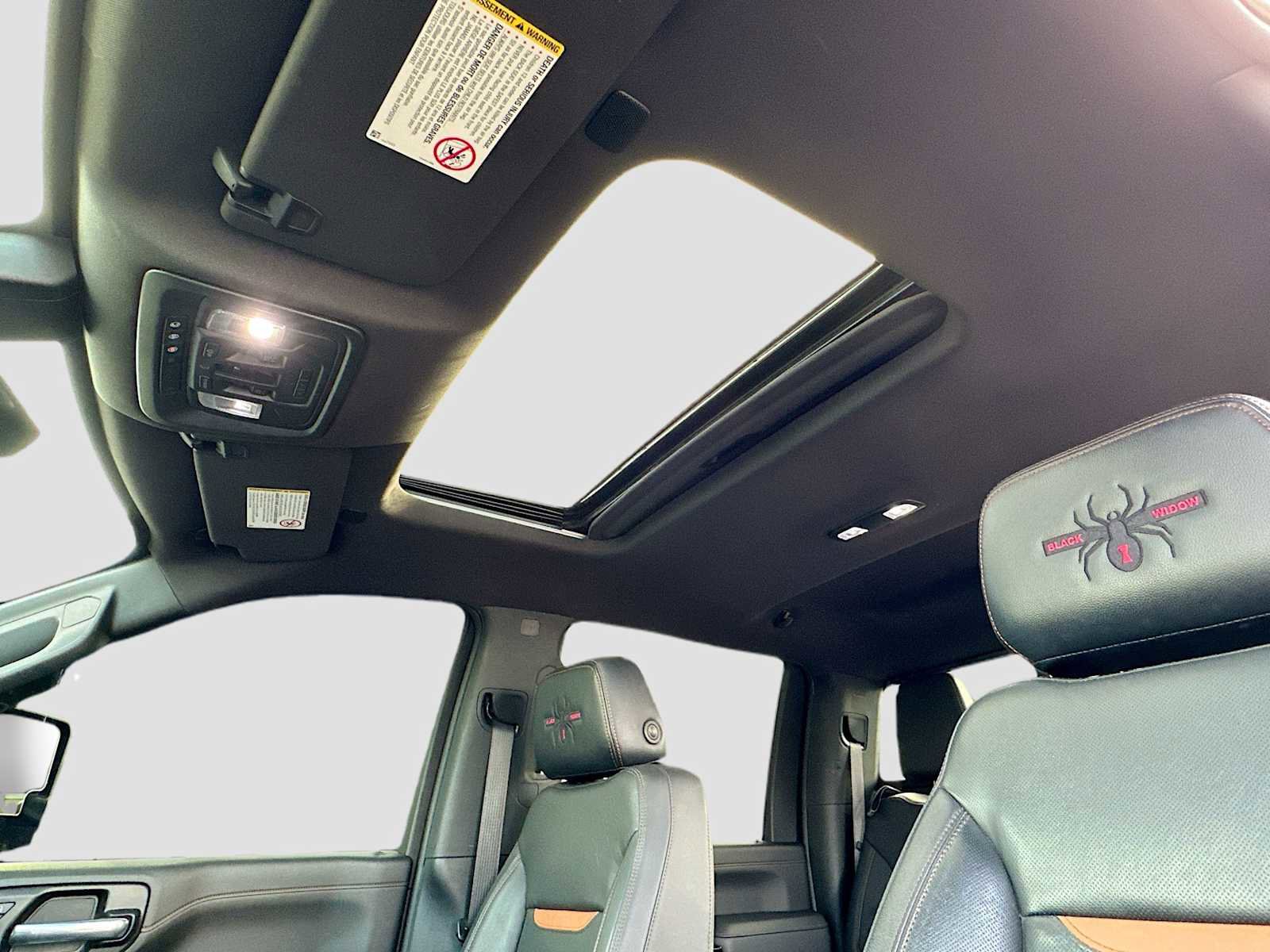 Used 2020 GMC Sierra 2500 AT4 w/ AT4 Premium Package AWD/4WD image 23