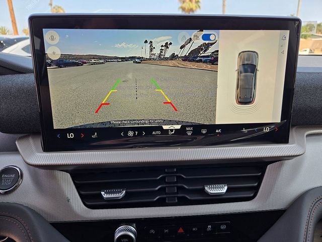 New 2026 Ford Explorer Active RWD image 8