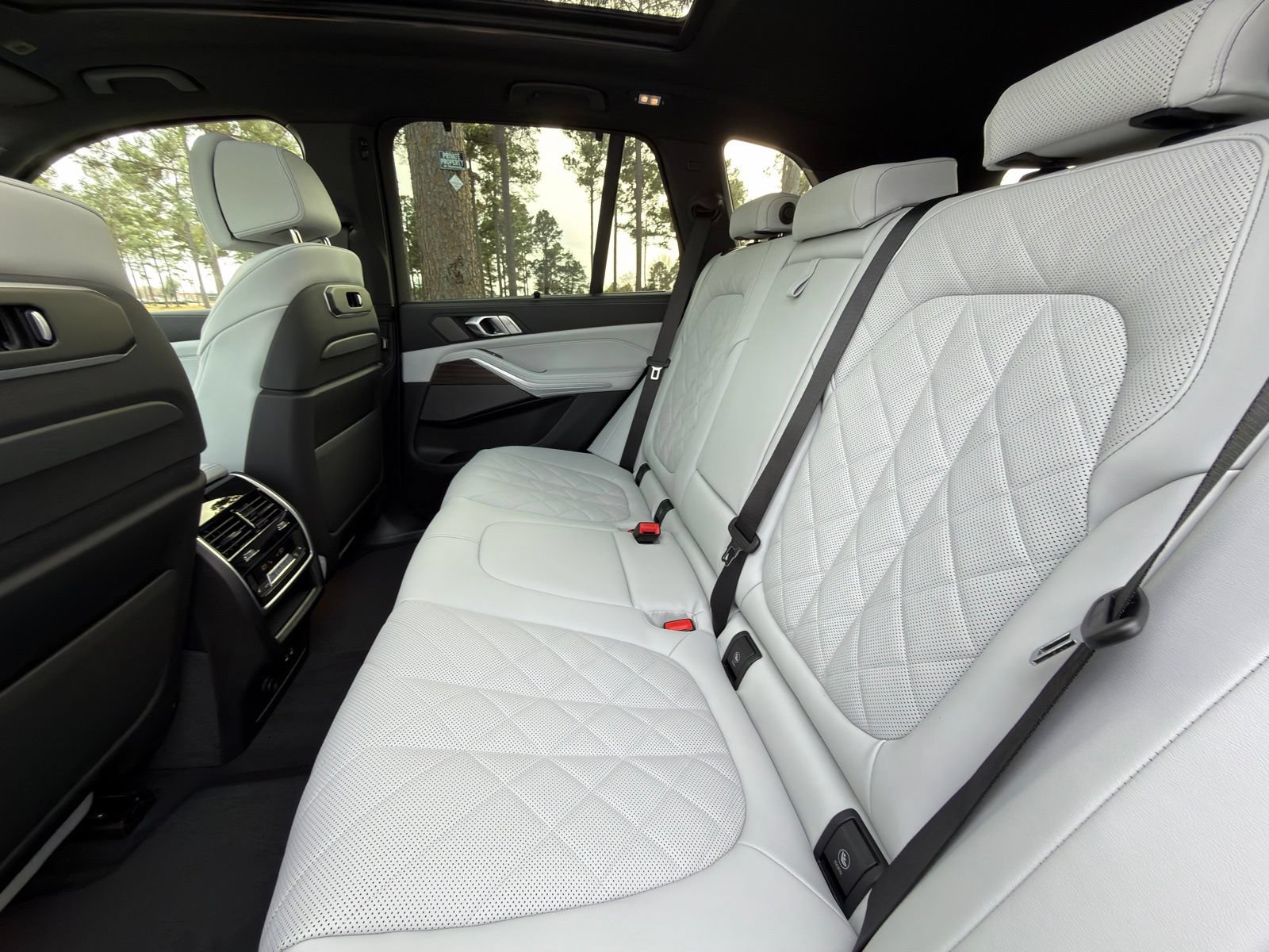 New 2026 BMW X5 xDrive40i w/ Executive Package AWD/4WD image 14