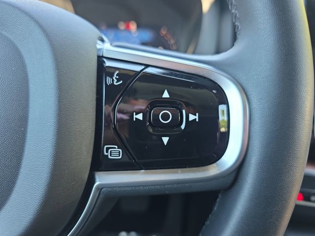 Used 2023 Volvo XC60 B5 Plus w/ Protection Package Premier FWD image 38