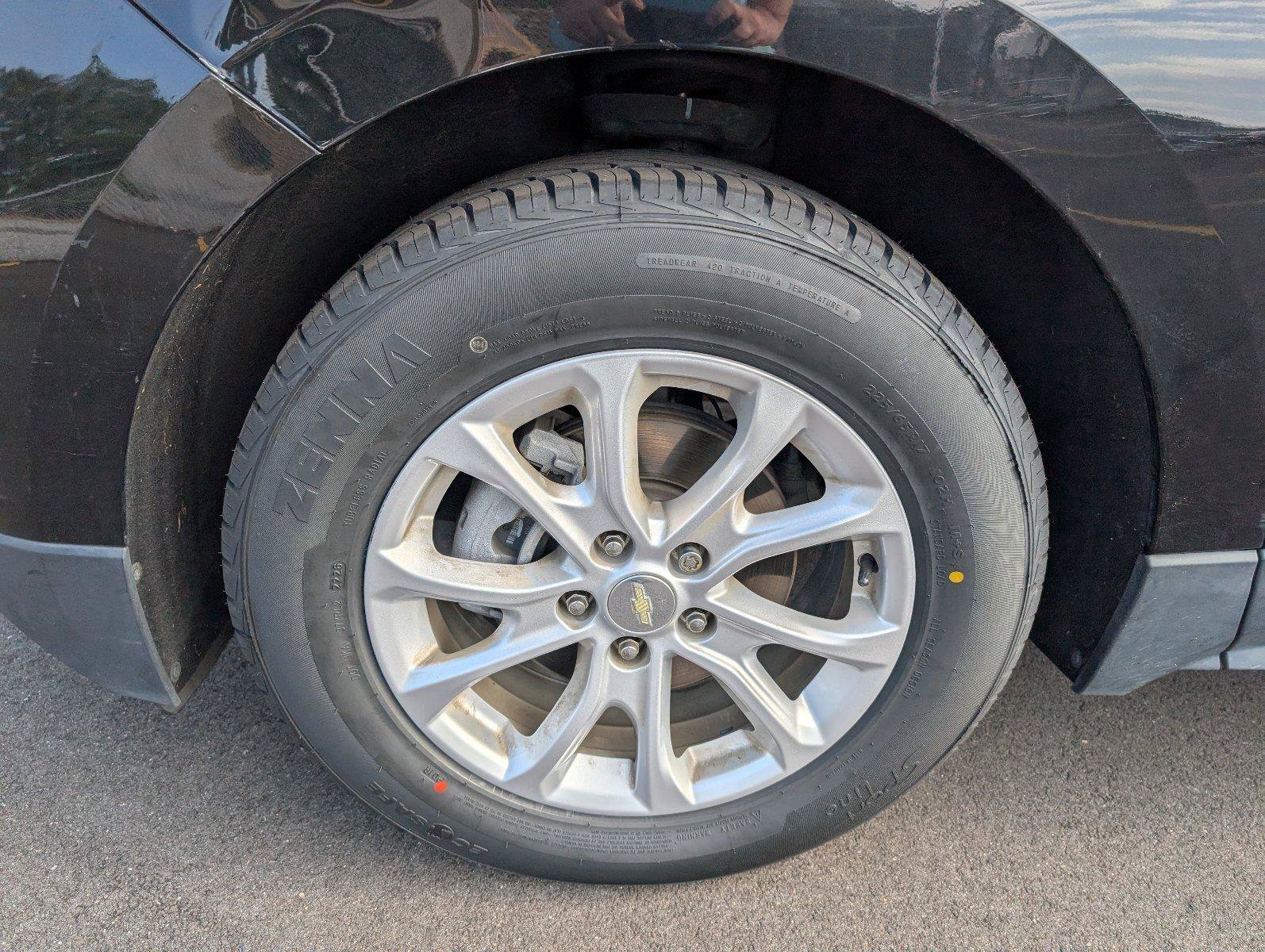 Used 2019 Chevrolet Equinox LT FWD image 11