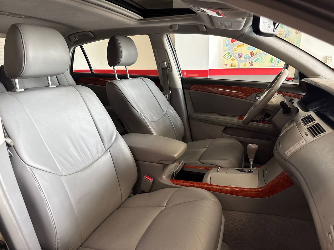 Used 2006 Toyota Avalon XLS image 96