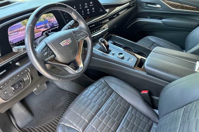 Certified 2023 Cadillac Escalade ESV Sport Platinum w/ LPO, ONYX Package AWD/4WD image 10