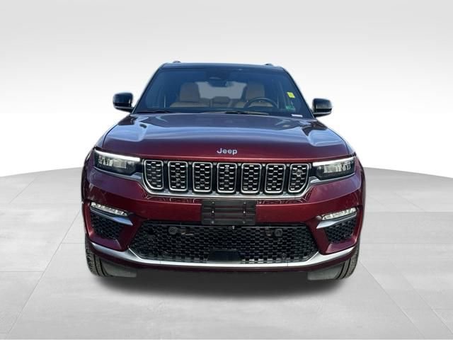 Used 2024 Jeep Grand Cherokee Summit w/ Advanced Protech Group IV image 12