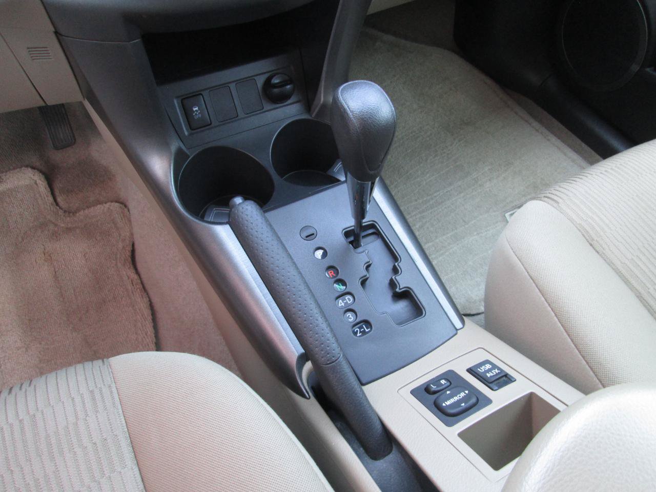 Used 2012 Toyota RAV4 4WD V6 w/ Tow Prep Pkg image 24