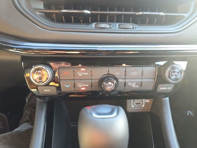 New 2026 Jeep Compass Latitude AWD/4WD image 20