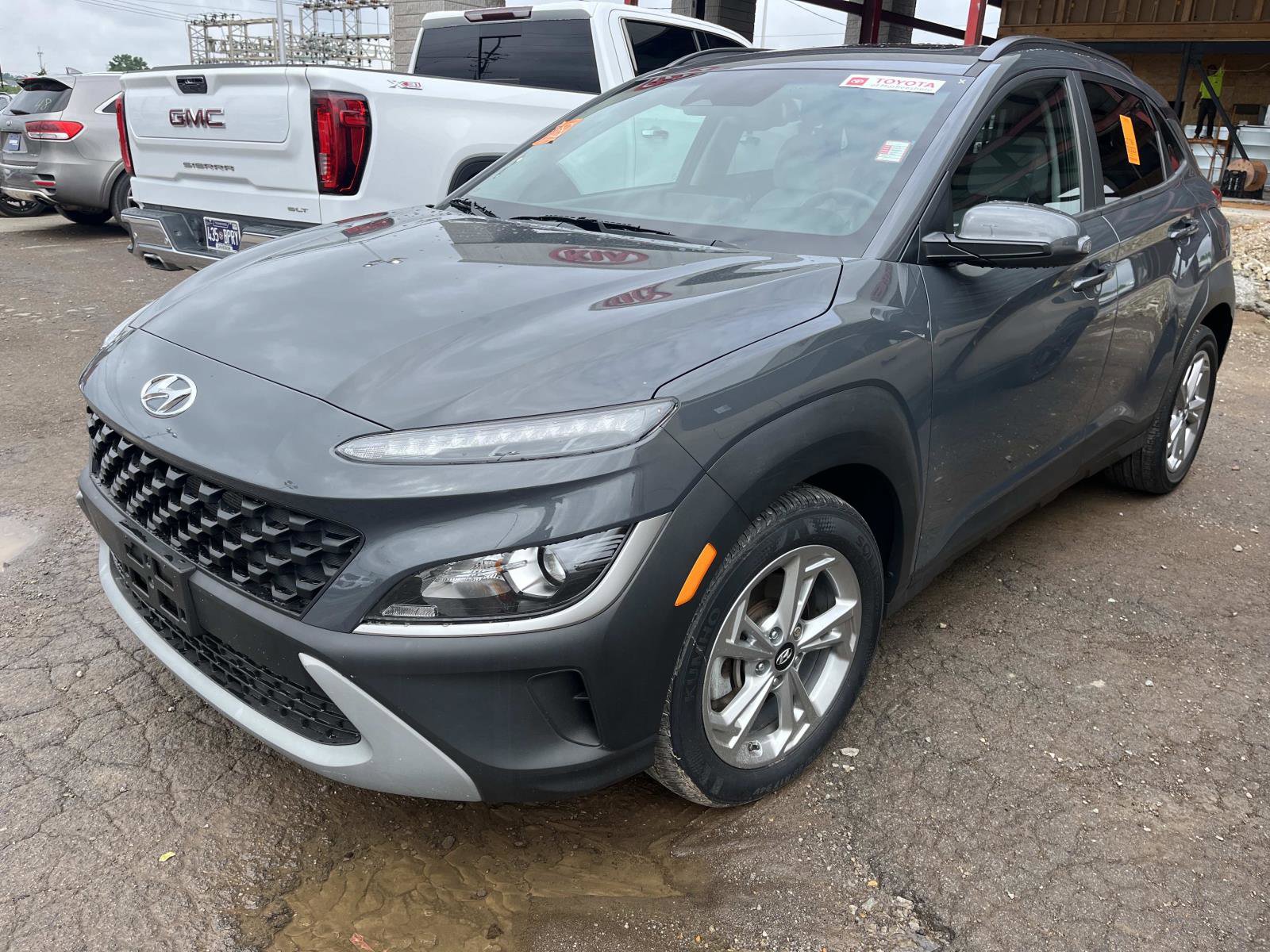 Used 2023 Hyundai Kona SEL w/ Convenience Package AWD/4WD image 3