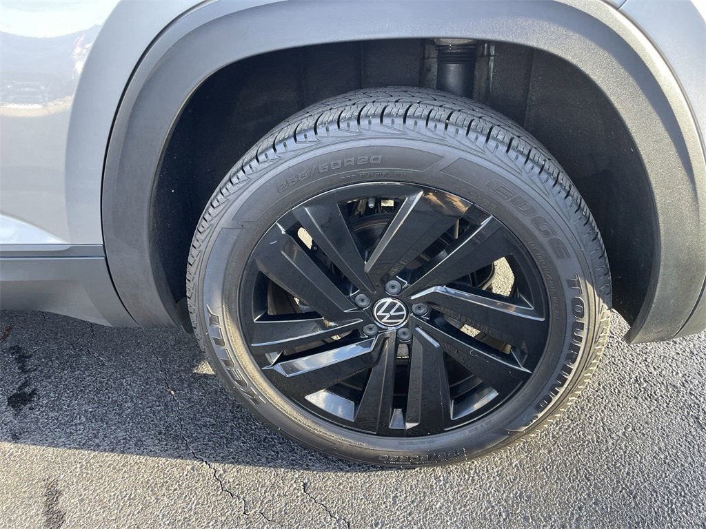 Used 2022 Volkswagen Atlas Cross Sport SE image 8