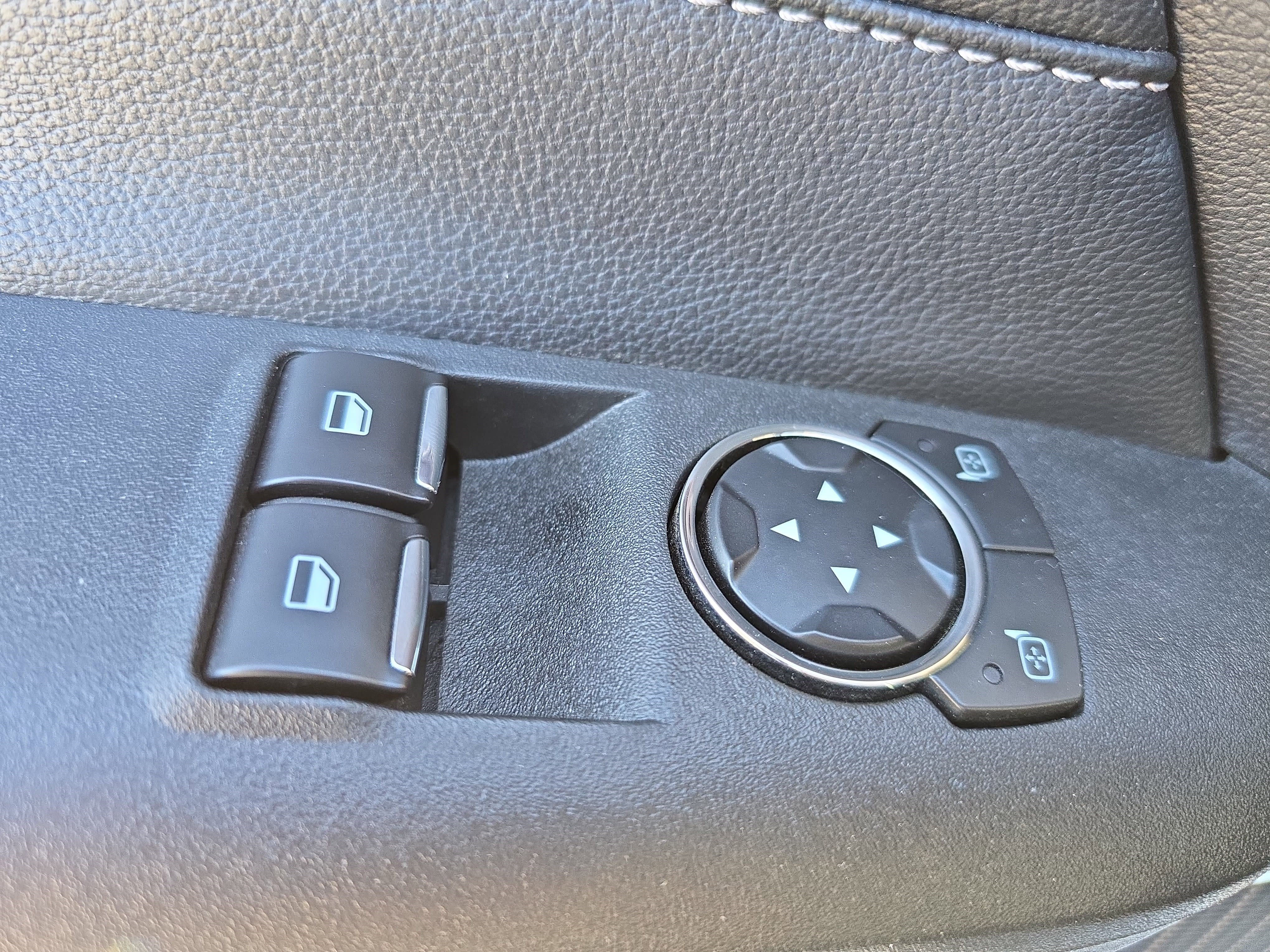 Used 2022 Ford Mustang Premium image 27