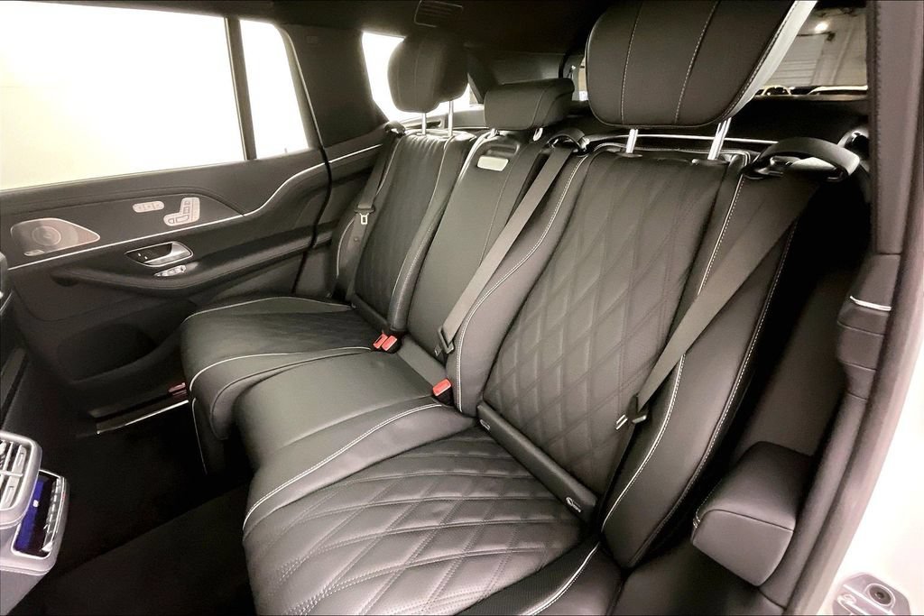New 2026 Mercedes-Benz Maybach GLS 600 4MATIC image 10