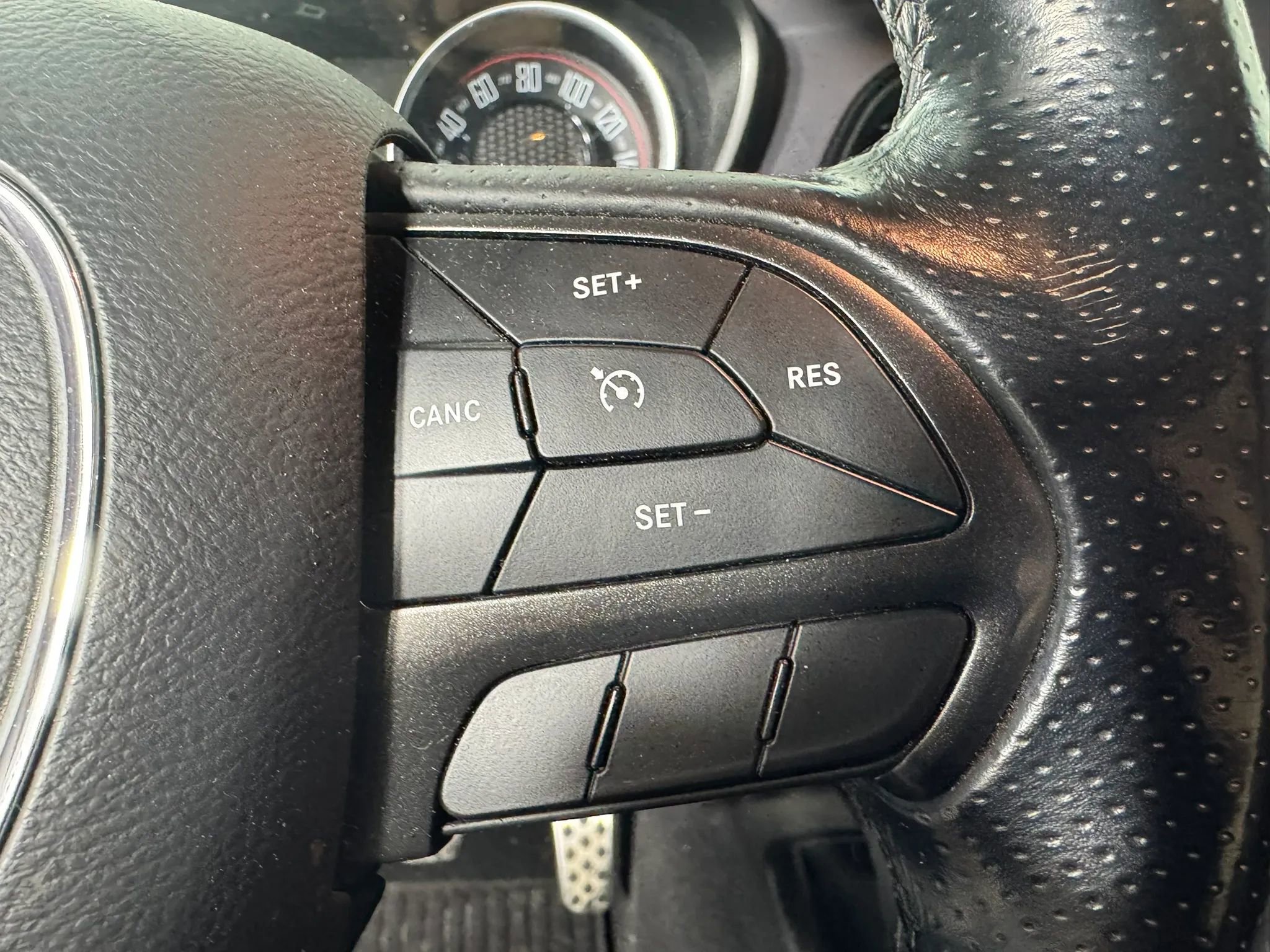 Used 2019 Dodge Challenger R/T image 15