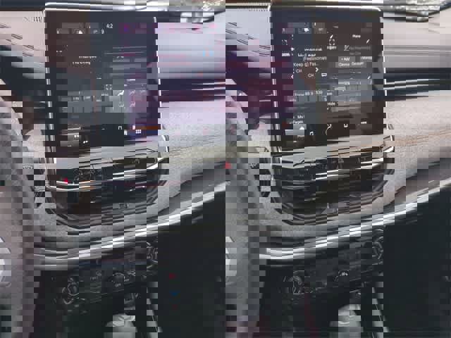 Used 2022 Jeep Compass Sport image 26