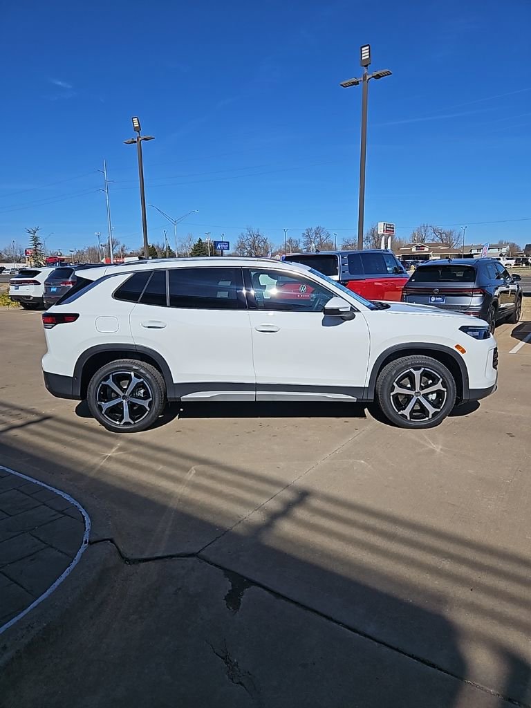 New 2026 Volkswagen Tiguan SE AWD/4WD image 4