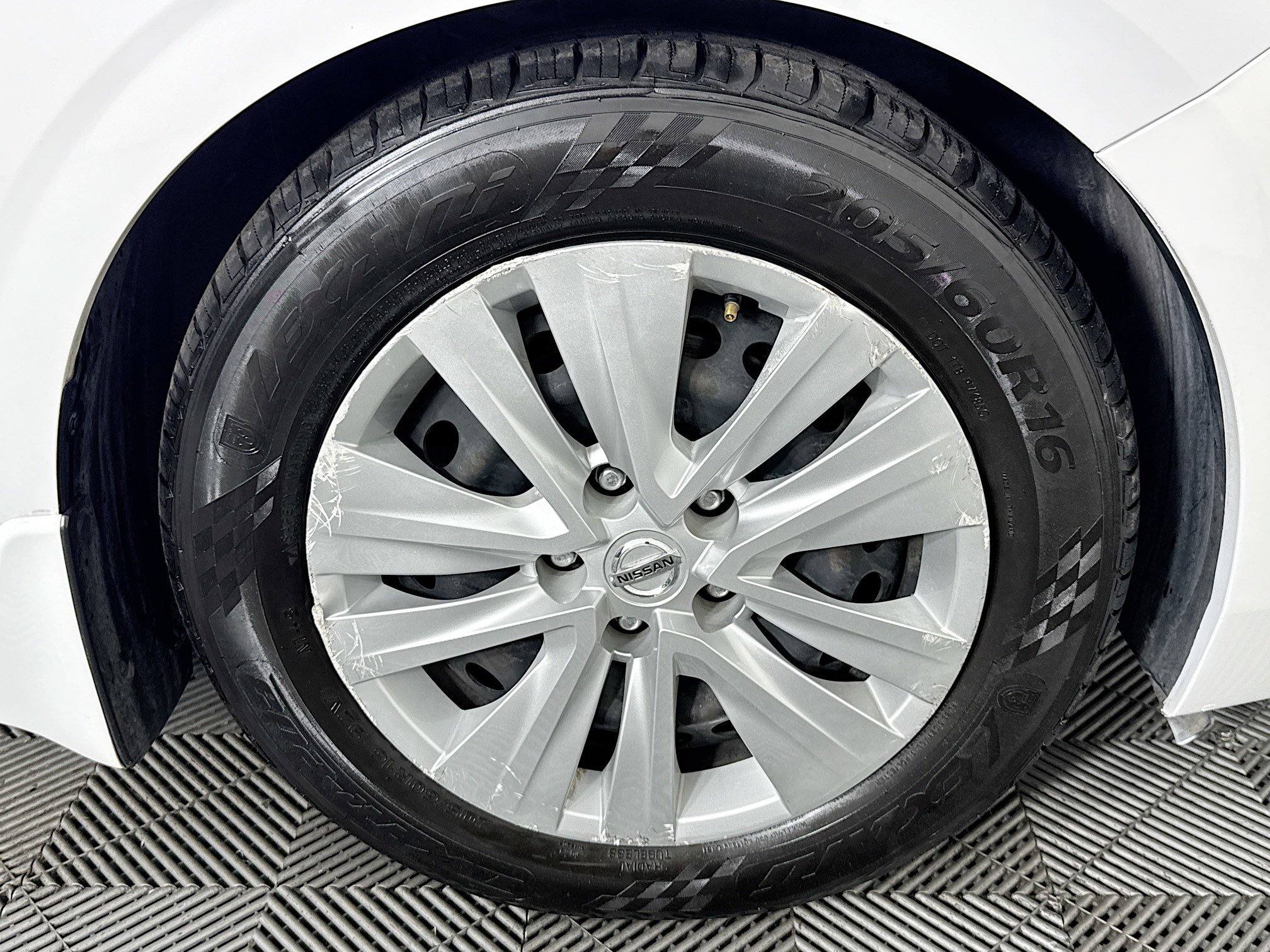 Used 2022 Nissan Sentra S FWD image 31