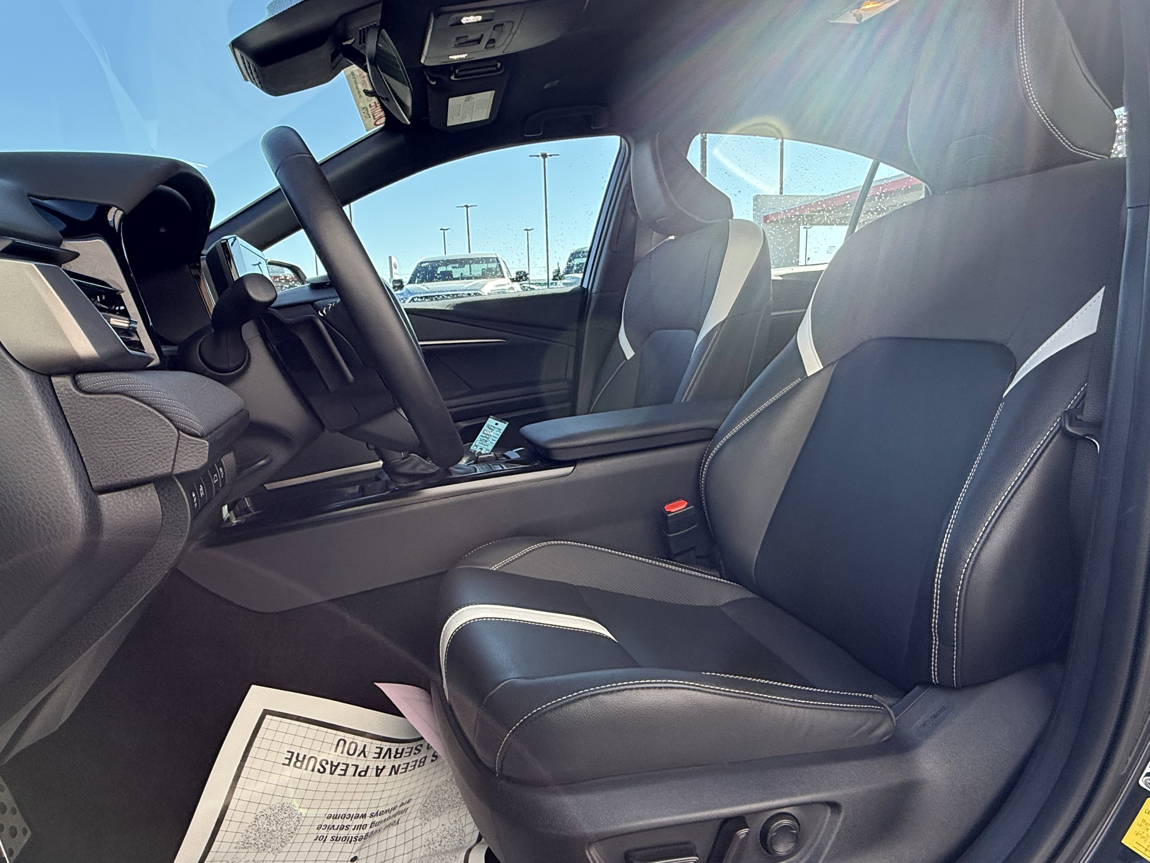 Certified 2025 Toyota Camry SE image 6