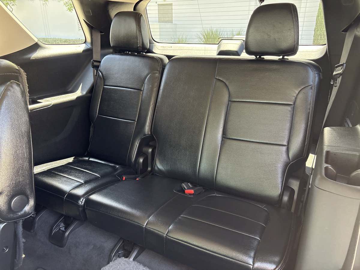 Used 2019 Chevrolet Traverse LT FWD image 14