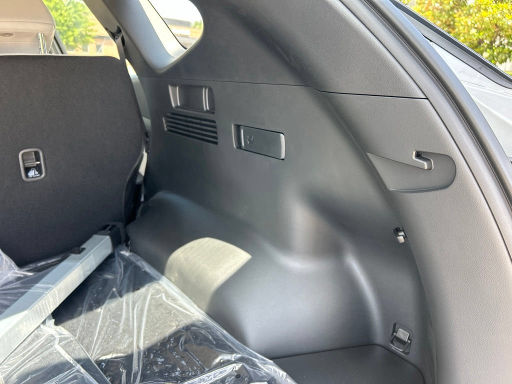 New 2026 Hyundai Tucson Blue SE AWD/4WD image 34