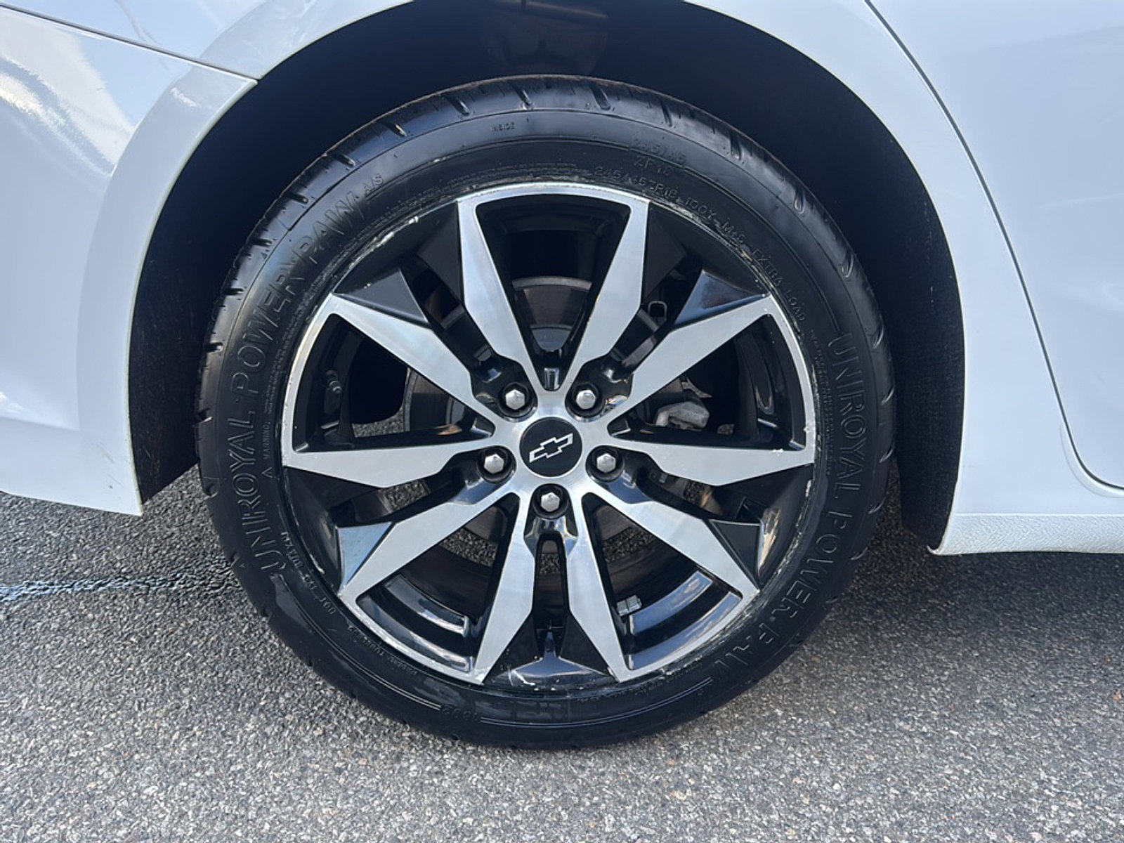 Used 2021 Chevrolet Malibu RS image 38