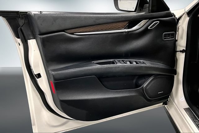 Used 2019 Maserati Ghibli RWD image 19