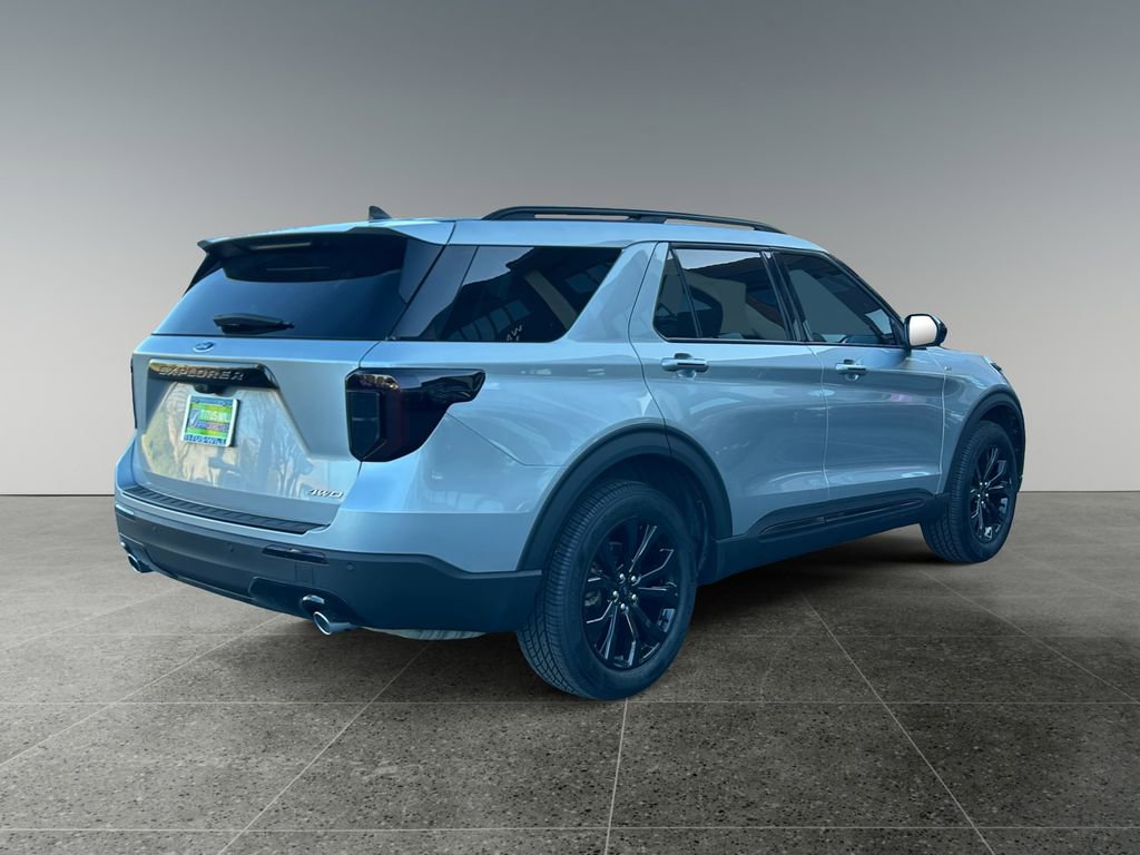Used 2023 Ford Explorer ST-Line AWD/4WD image 8