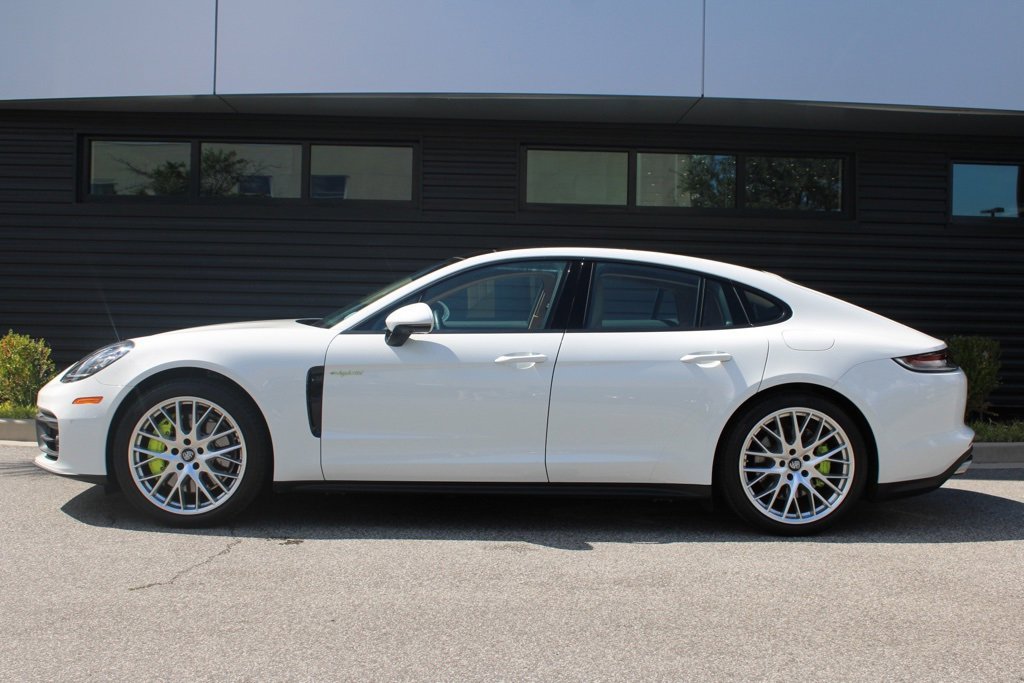 Used 2023 Porsche Panamera 4 image 2