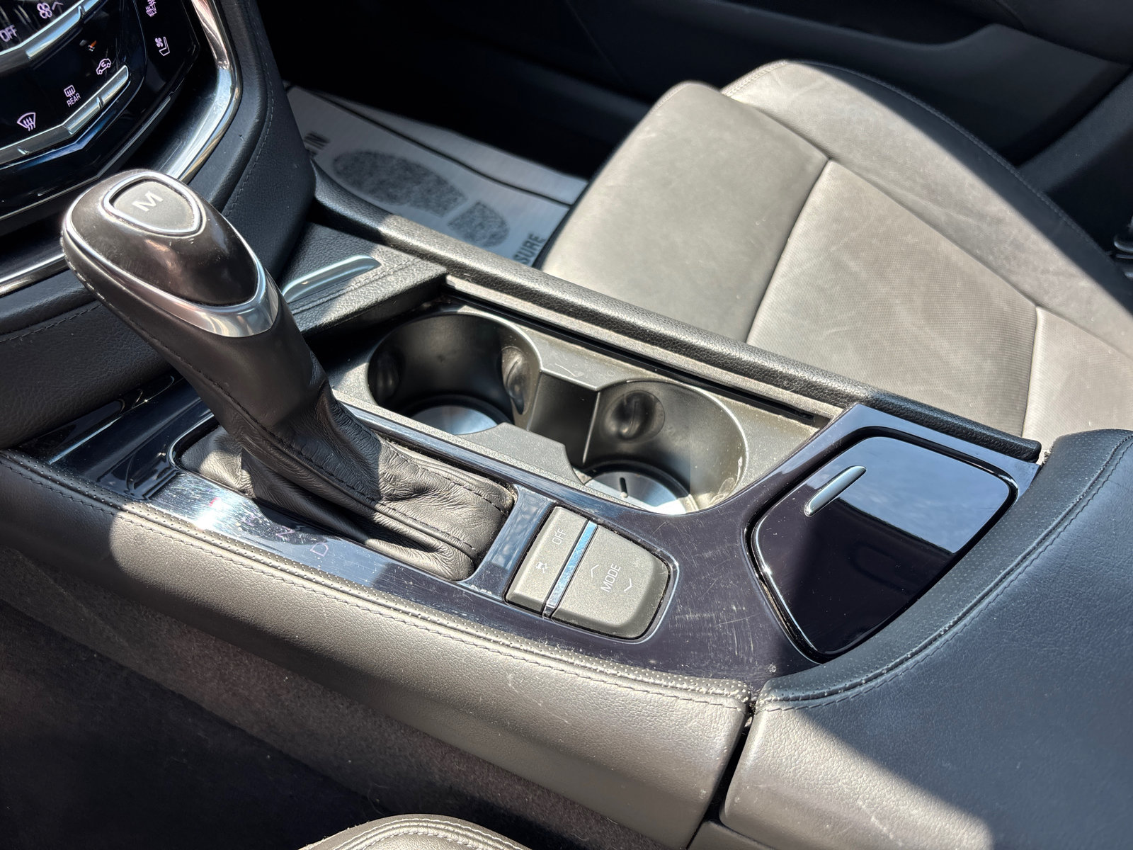Used 2019 Cadillac CTS Luxury RWD image 21