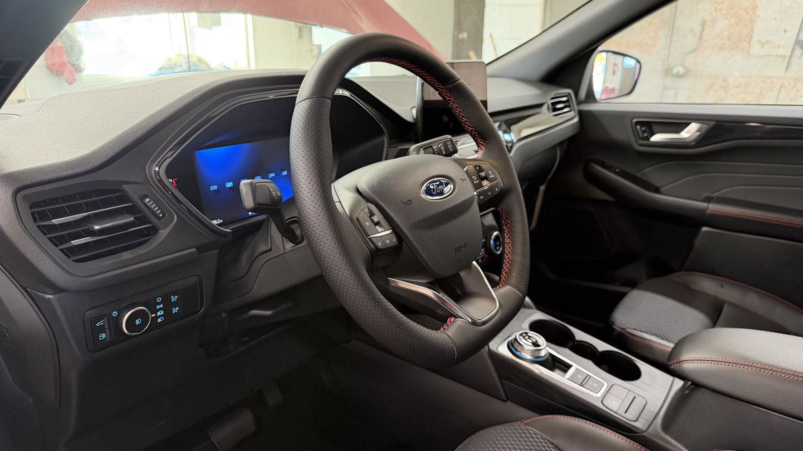 New 2026 Ford Escape ST-Line Select image 13