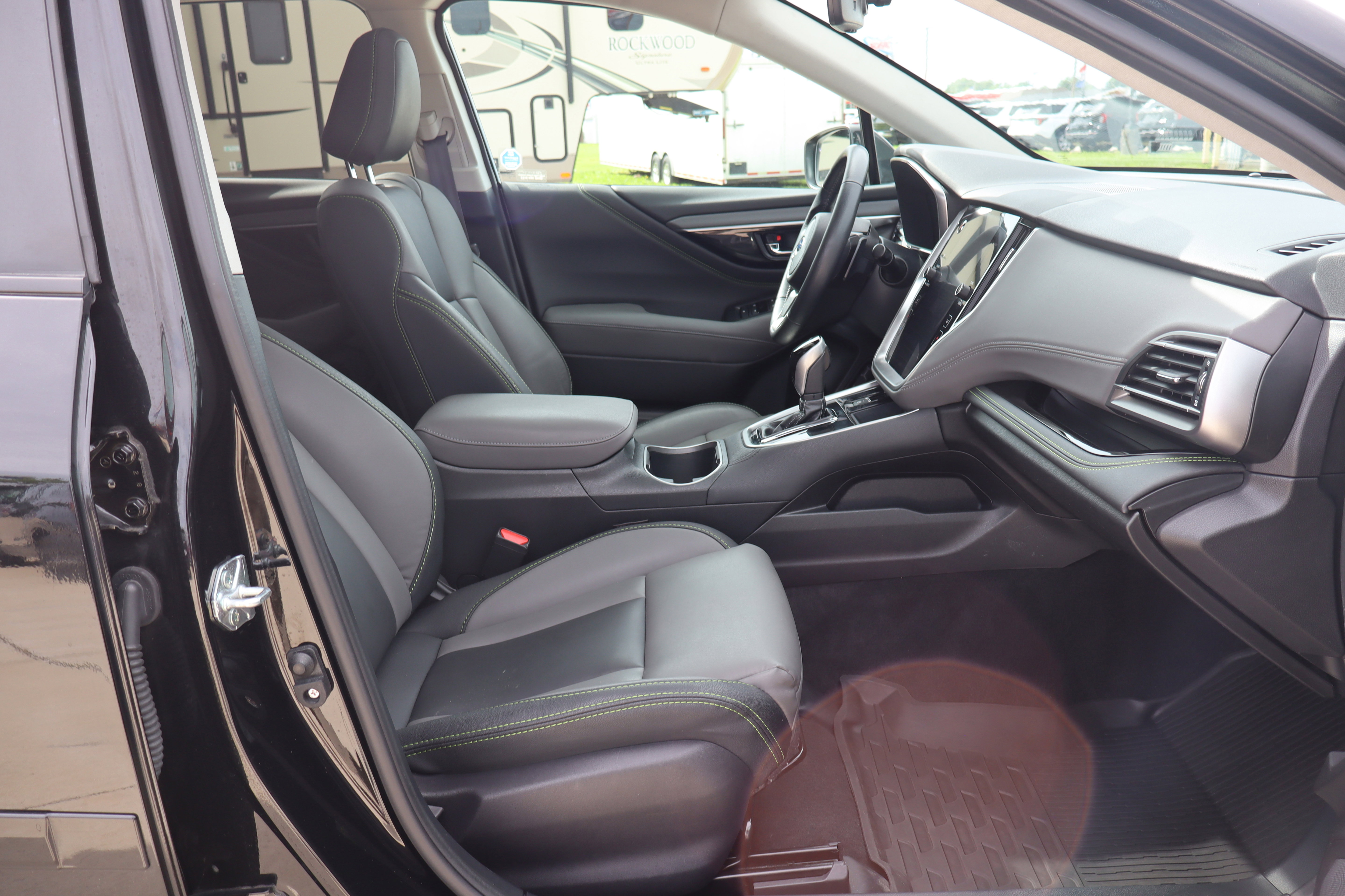 Used 2023 Subaru Outback Onyx Edition AWD/4WD image 12