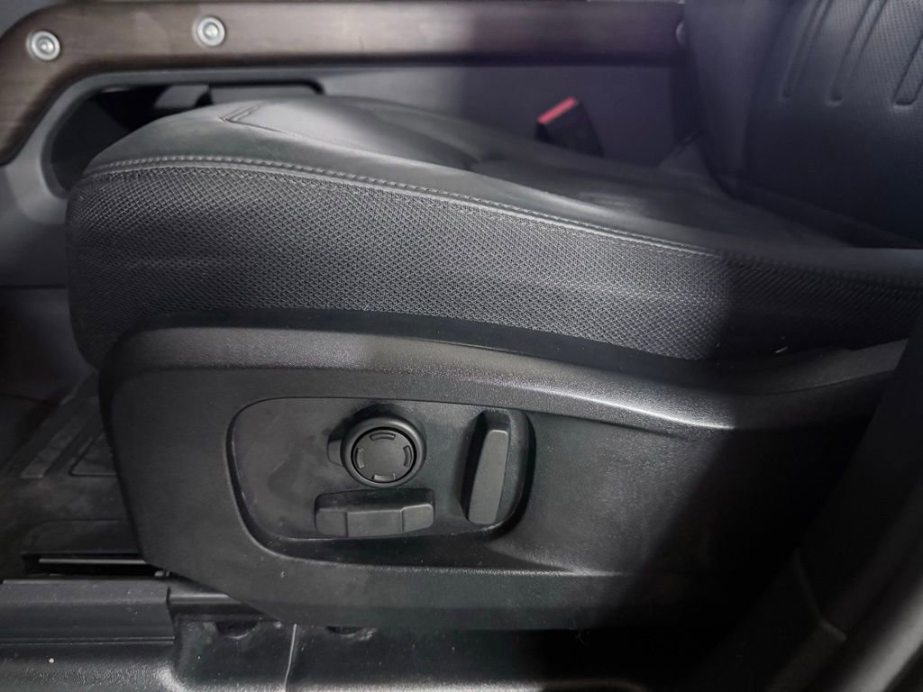 Used 2023 Land Rover Defender 110 X image 19