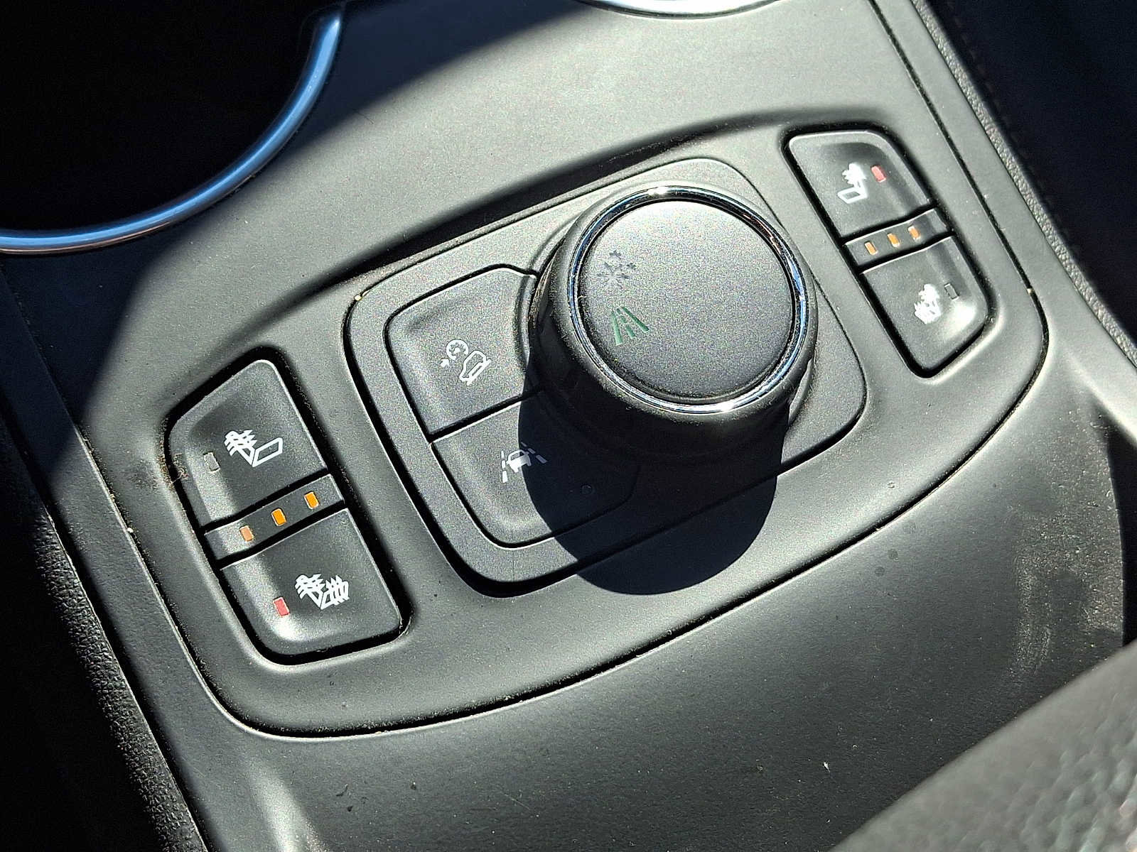 Certified 2021 GMC Terrain SLT w/ Elevation Edition image 16