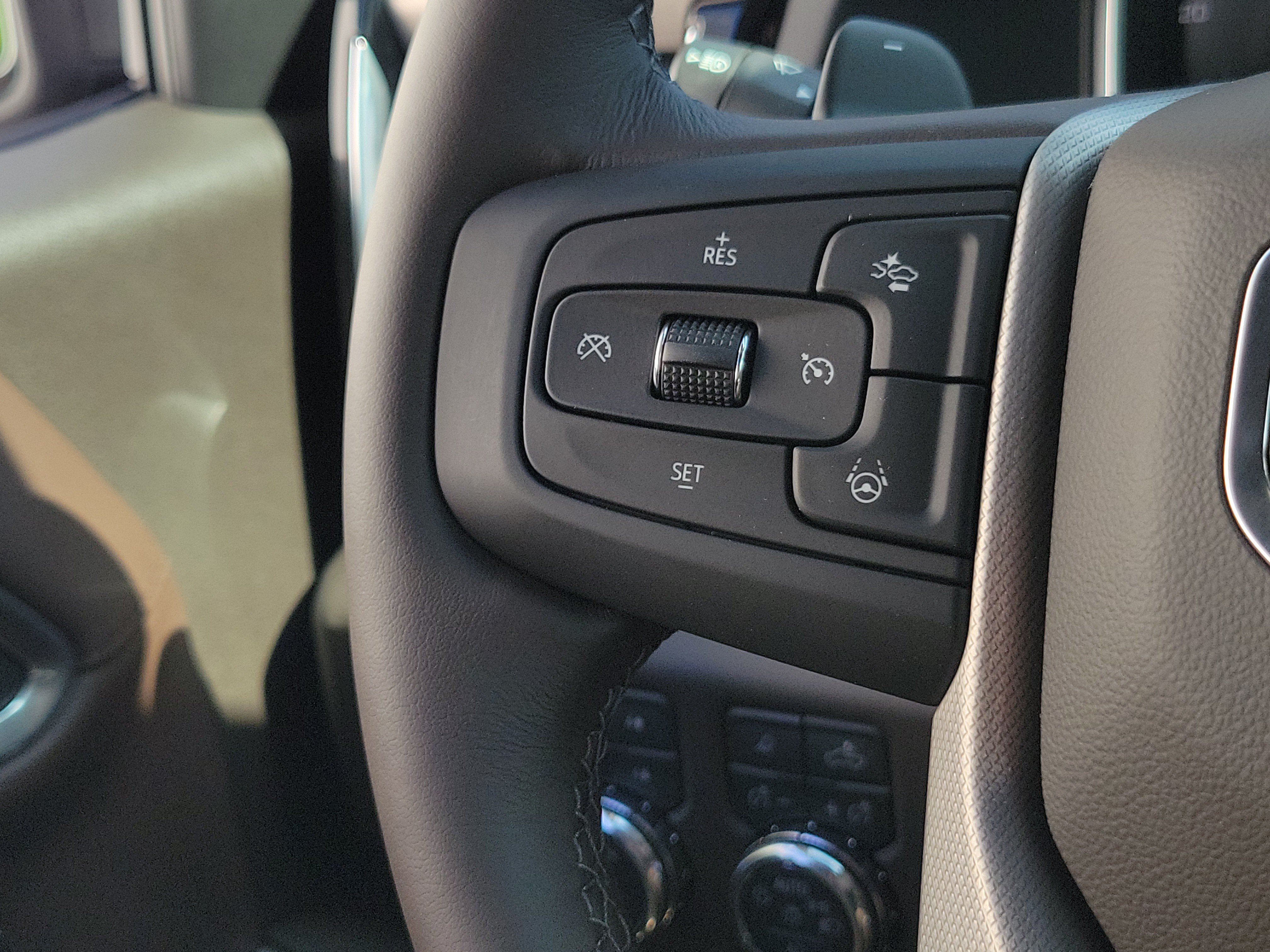 New 2026 GMC Sierra 1500 Denali AWD/4WD image 25