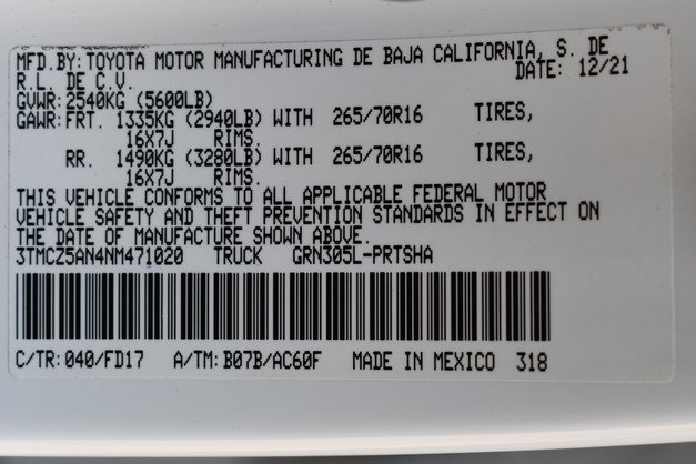Certified 2022 Toyota Tacoma TRD Off-Road w/ Technology Package AWD/4WD image 33