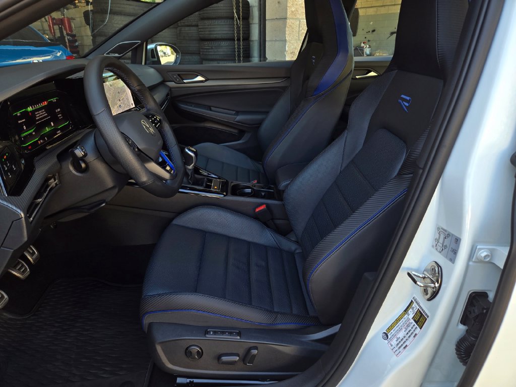 Certified 2024 Volkswagen Golf R AWD/4WD image 21