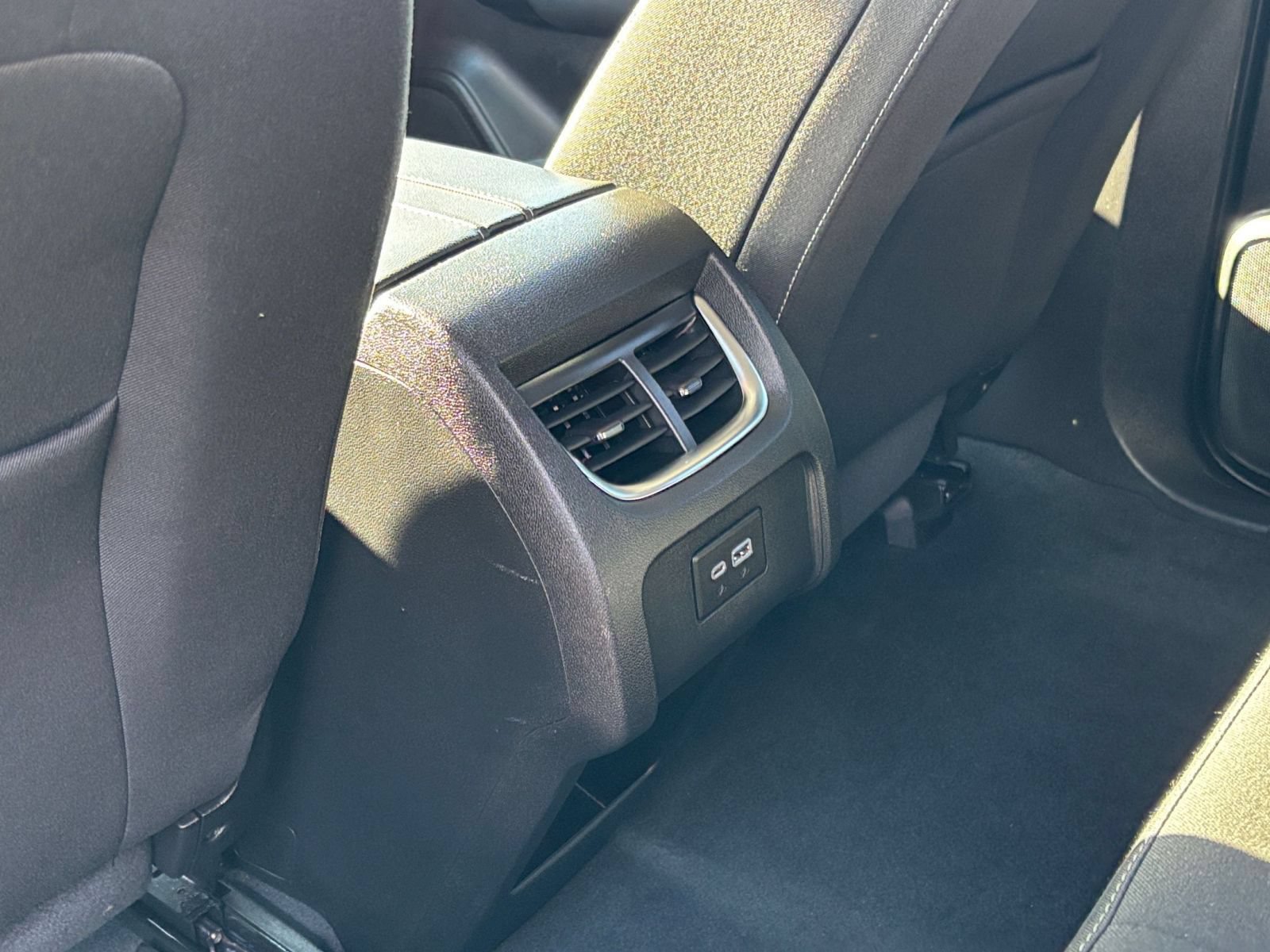 Used 2025 Chevrolet Blazer LT FWD image 20