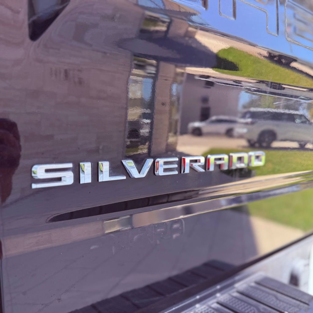 Used 2021 Chevrolet Silverado 1500 RST image 32