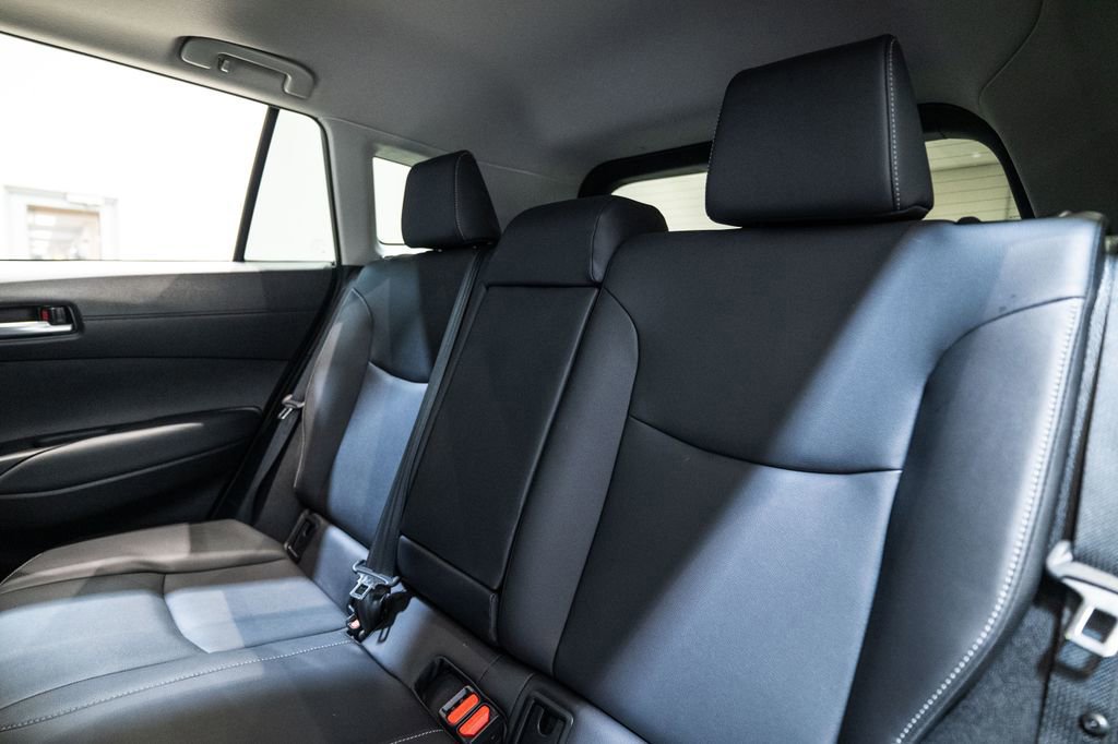 Used 2023 Toyota Corolla Cross XLE w/ Convenience Package image 30