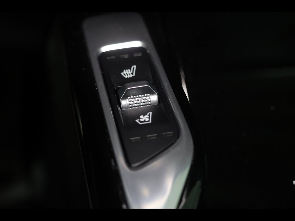 Used 2021 Kia Sorento SX Prestige image 17