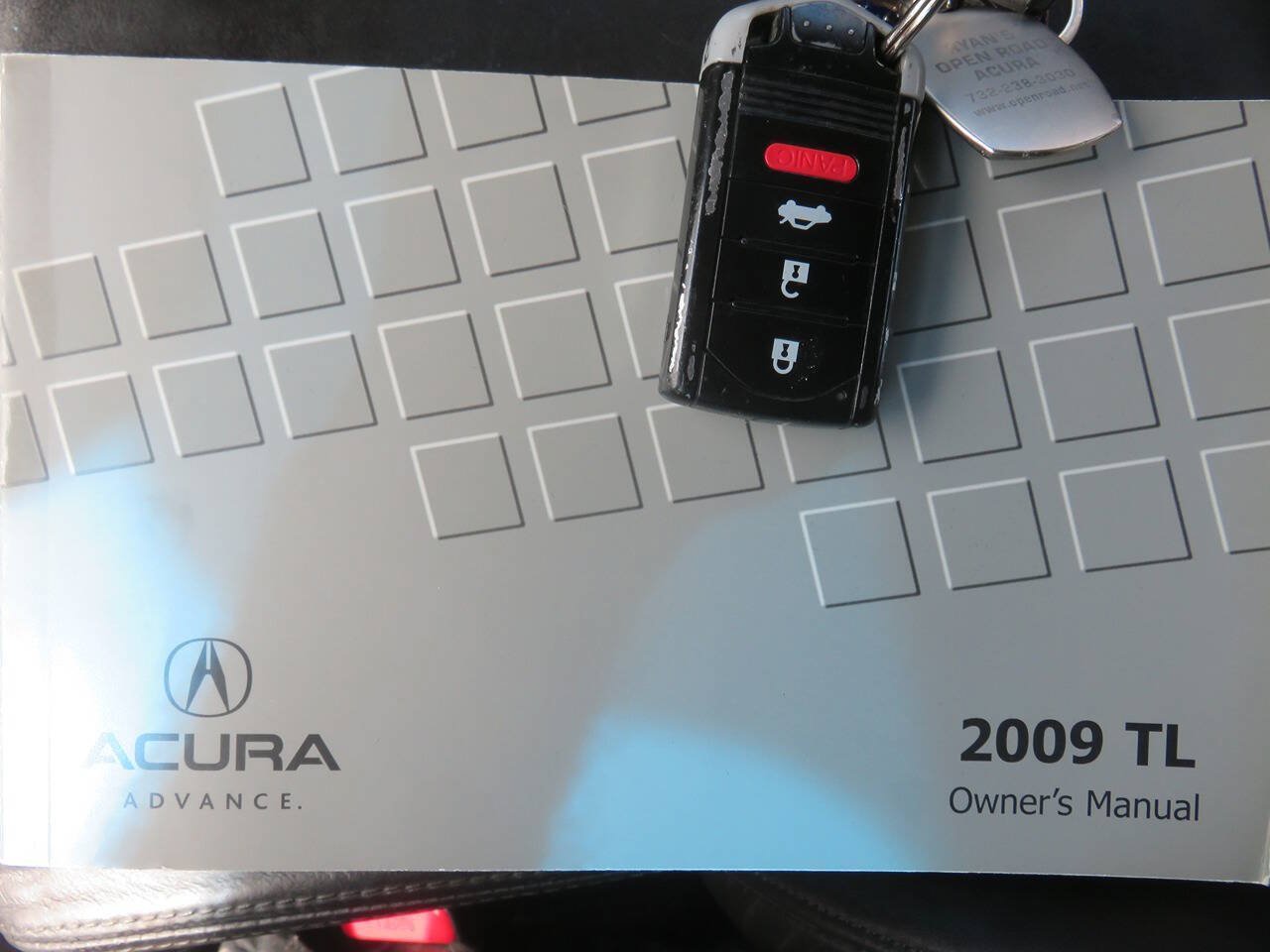 Used 2009 Acura TL w/ Technology Package FWD image 31