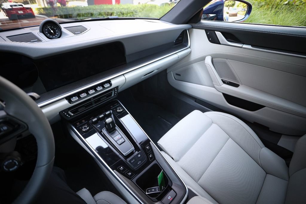 Used 2024 Porsche 911 Carrera S image 27