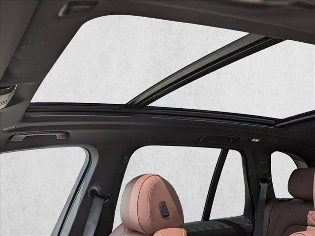 New 2026 BMW X5 xDrive40i w/ Premium Package AWD/4WD image 15