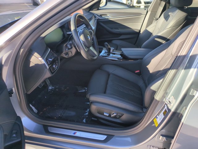 Certified 2023 BMW 540i w/ M Sport Package image 17
