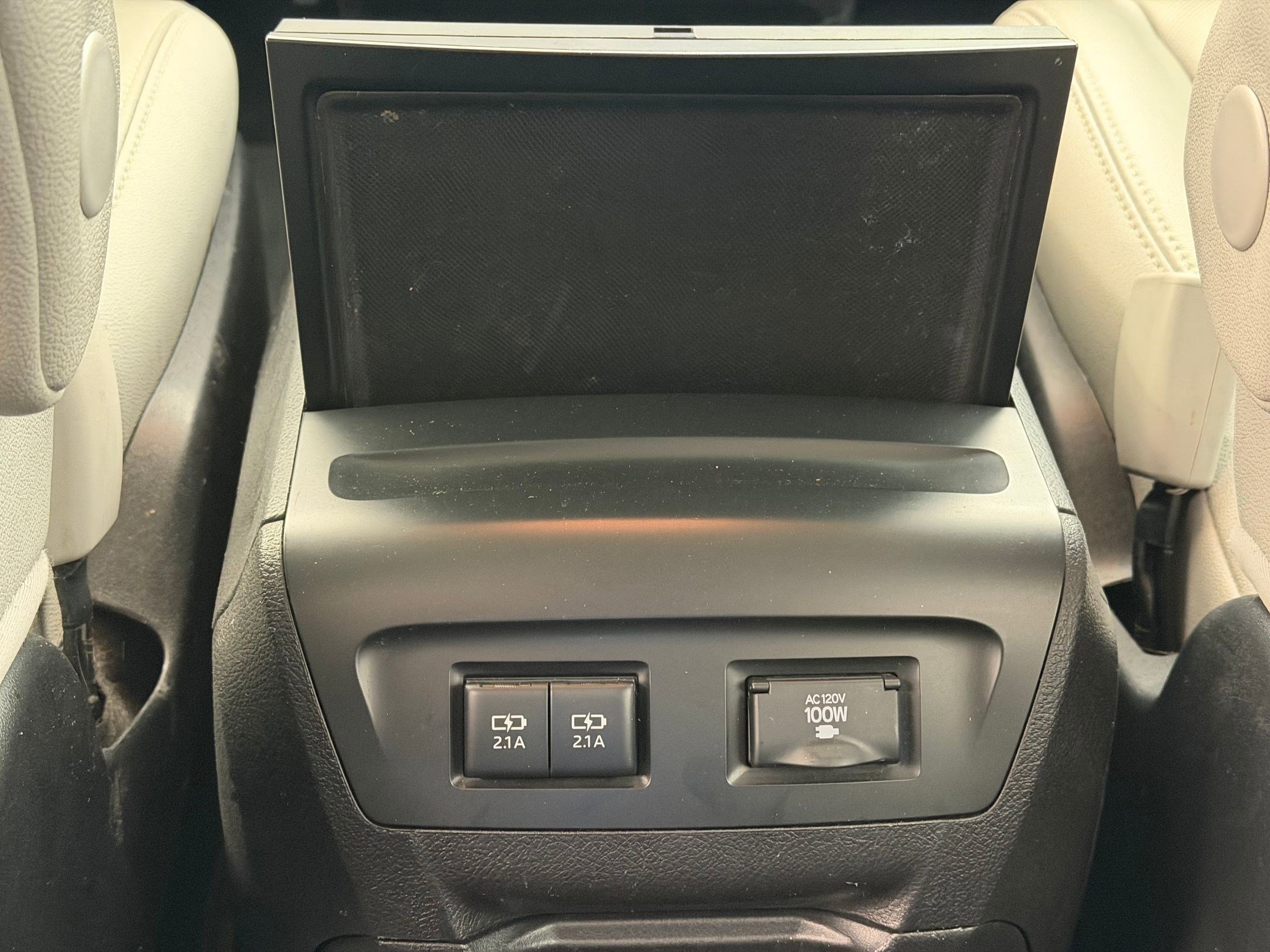 Used 2018 Toyota Sienna Limited Premium image 23