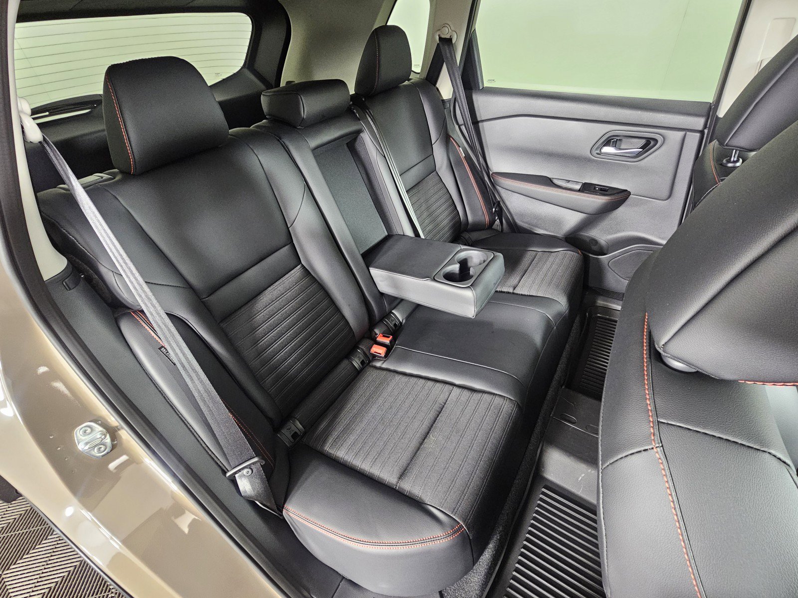 New 2026 Nissan Rogue SV image 18
