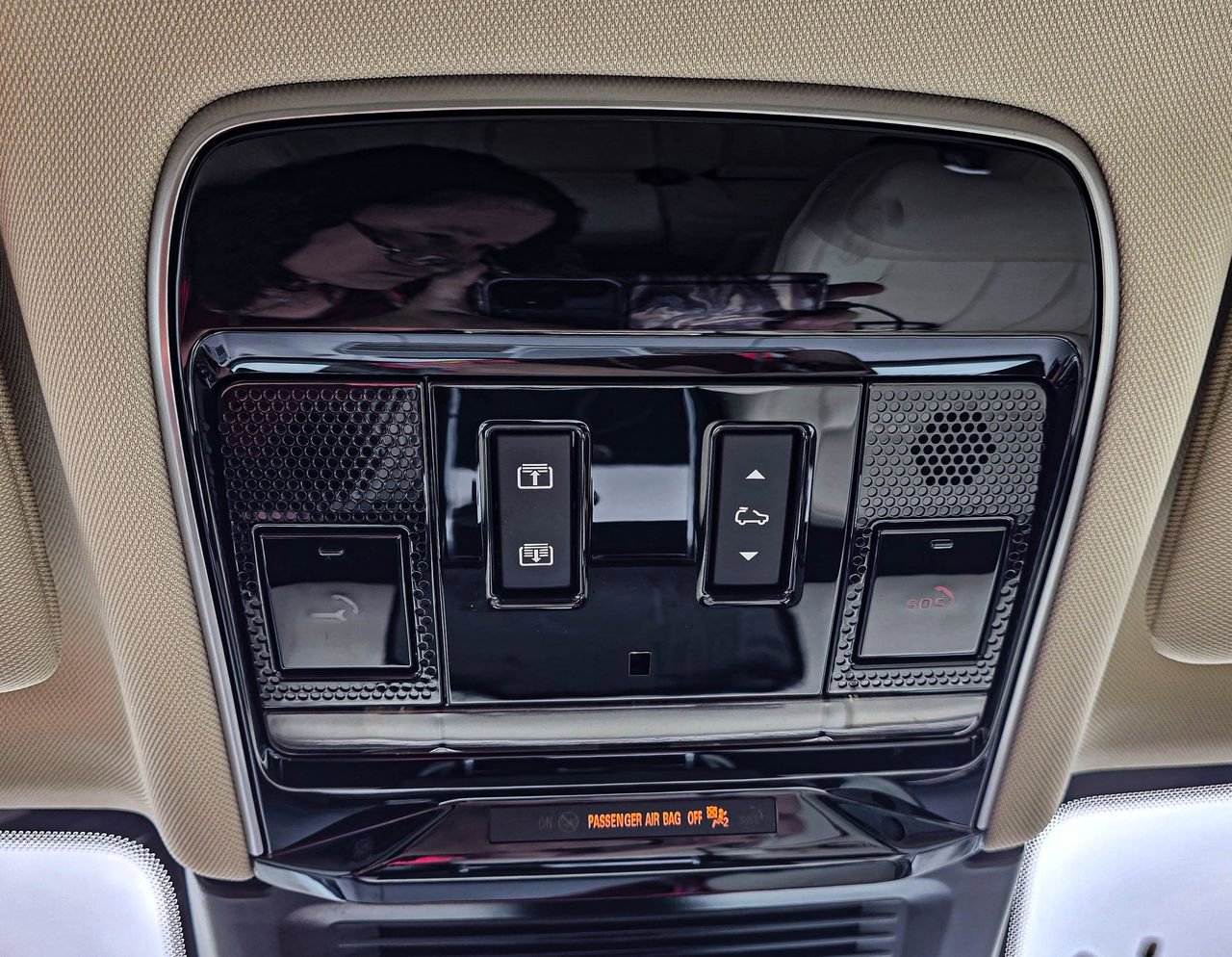 Used 2025 Land Rover Range Rover Autobiography AWD/4WD image 29