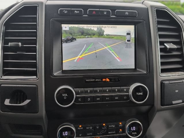 Used 2019 Ford Expedition XLT w/ Equipment Group 202A AWD/4WD image 20