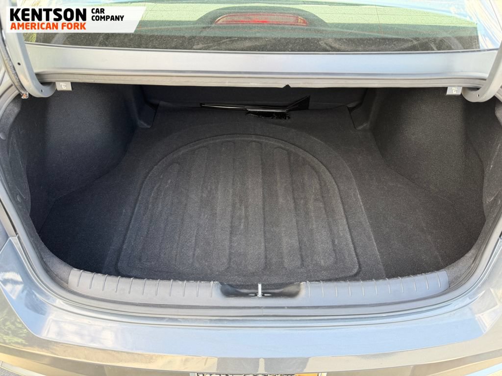 Used 2026 Hyundai Elantra Sport FWD image 30