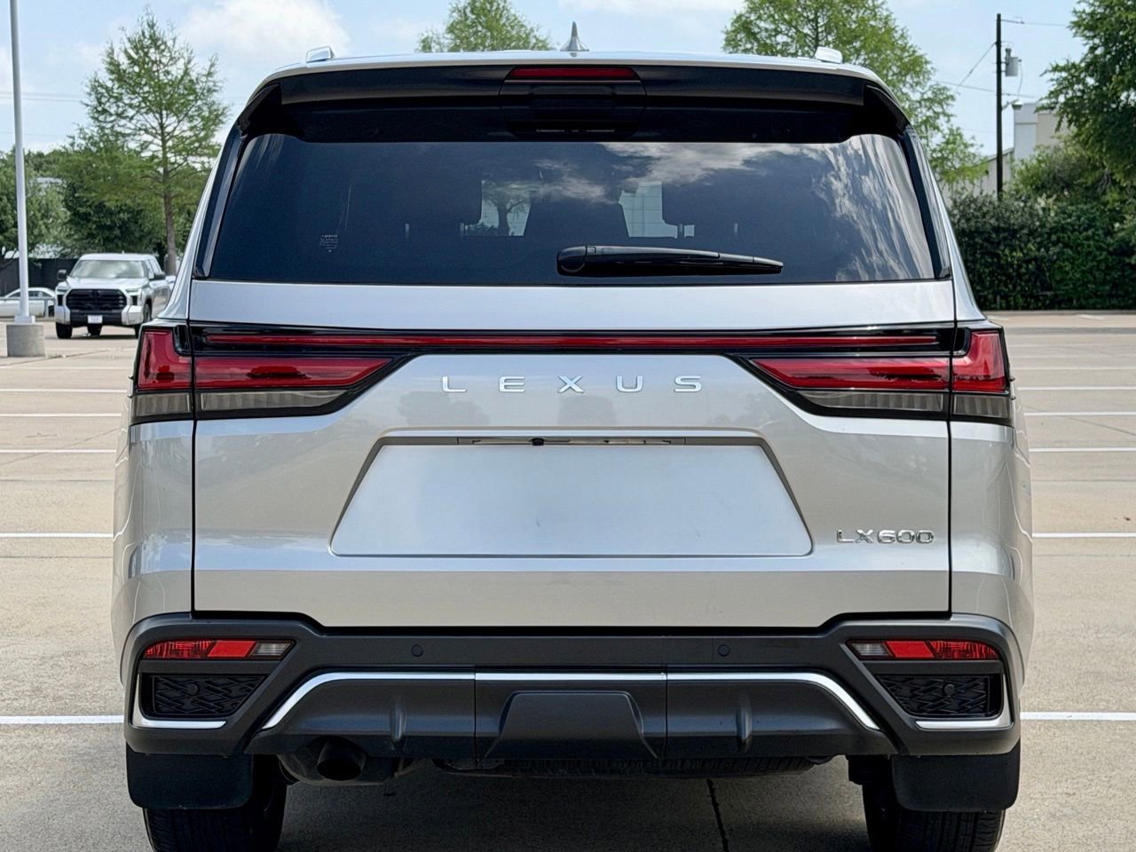 Used 2023 Lexus LX 600 F Sport w/ Accessory Package (Z1) AWD/4WD image 41