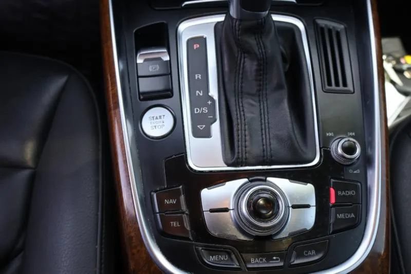 Used 2015 Audi Q5 3.0T Premium Plus w/ Technology Package AWD/4WD image 25