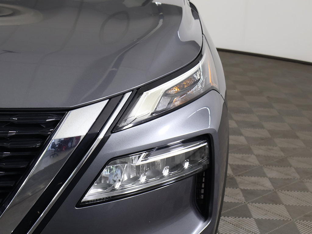 Used 2023 Nissan Rogue SV AWD/4WD image 12